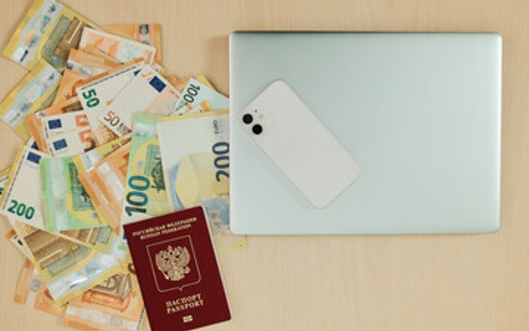 Americans Keep Leaving the USA to Work Abroad… But Why?